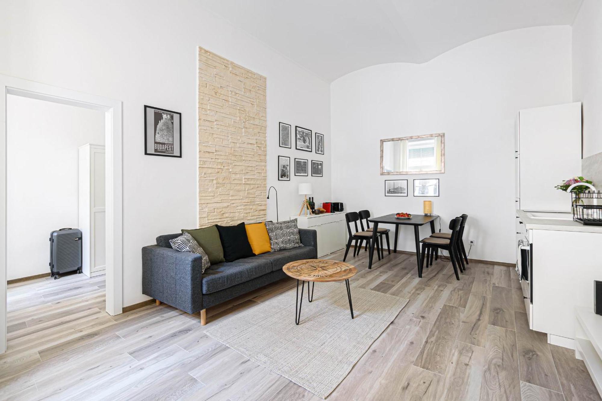 Chic 2br Flat Near The Opera Apartmán *